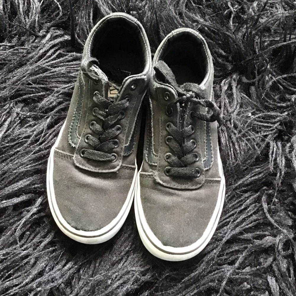 Vans boys girls sneaker sz 1